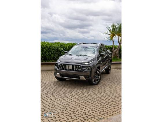 FIAT TORO 2.2 TURBO DIESEL VOLCANO 4WD AT9 FIAT TORO 2.2 TURBO DIESEL VOLCANO 4WD AT9